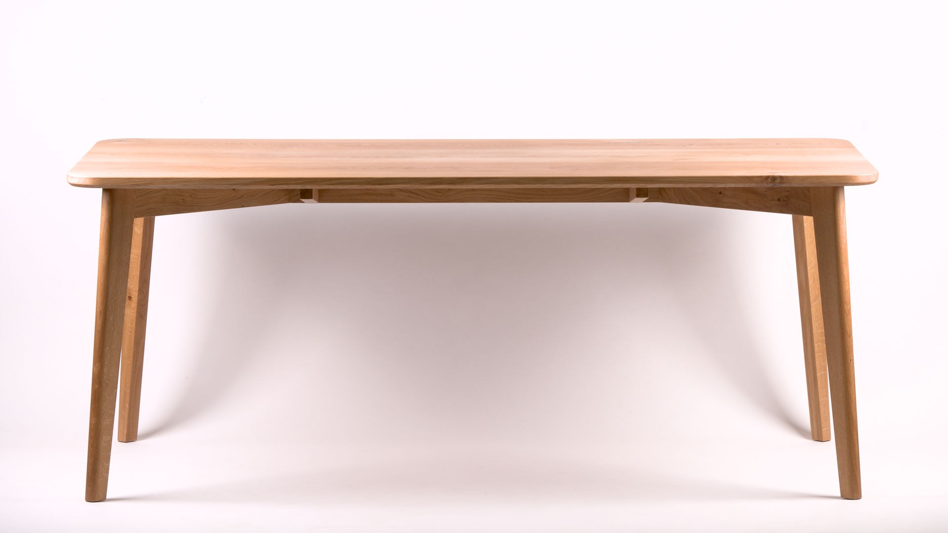 Table en chêne massif
