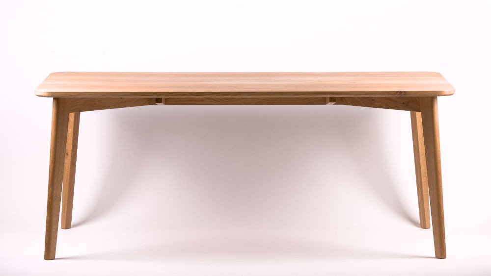 Table en chêne massif
